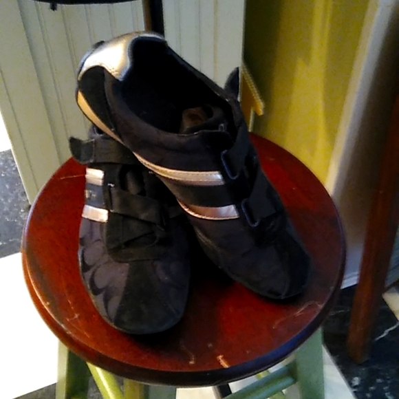 Coach Shoes - Coach Classic Velcro Athletic Shoes 8 M